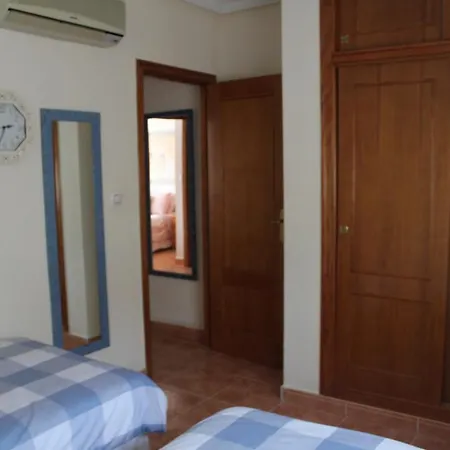 2 Bedroom Townhouse In Apartment