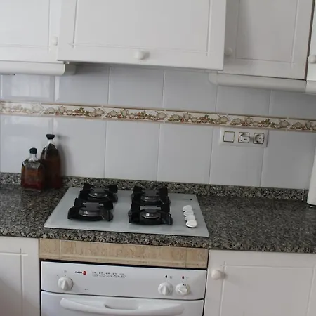 2 Bedroom Townhouse In *